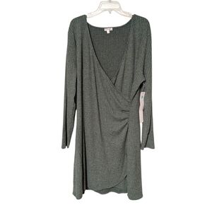 Nine Britton Green Ruched Ribbed Knit Wrap Dress V-Neckline Long Sleeve Size 1X